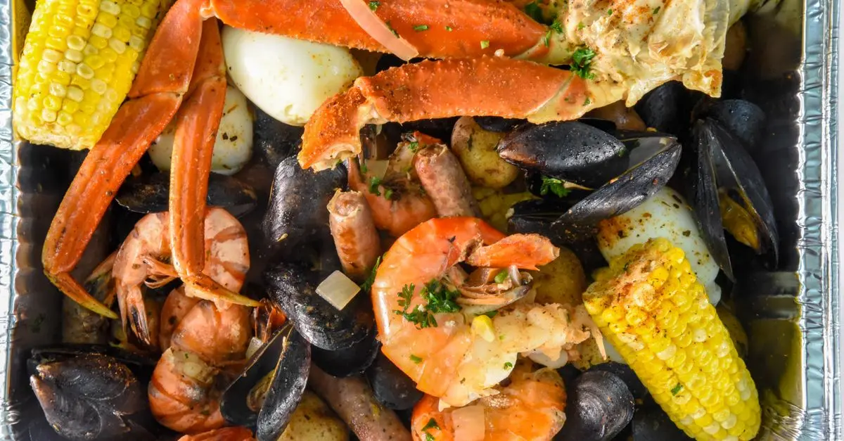 Les Incontournables Plats de Fruits de Mer en Bretagne